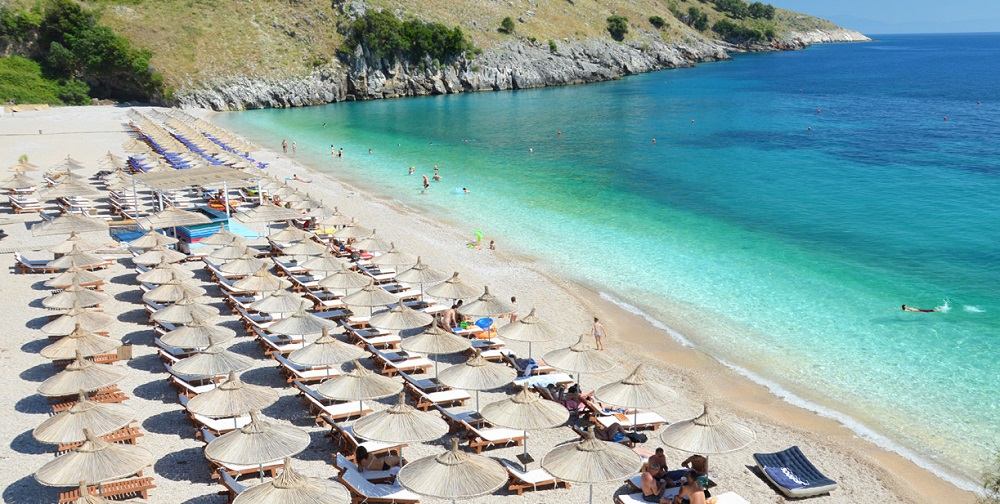 Zgjatet sezoni turistik, numri i vizitoreve u rrit me 40 per qind ne shtator